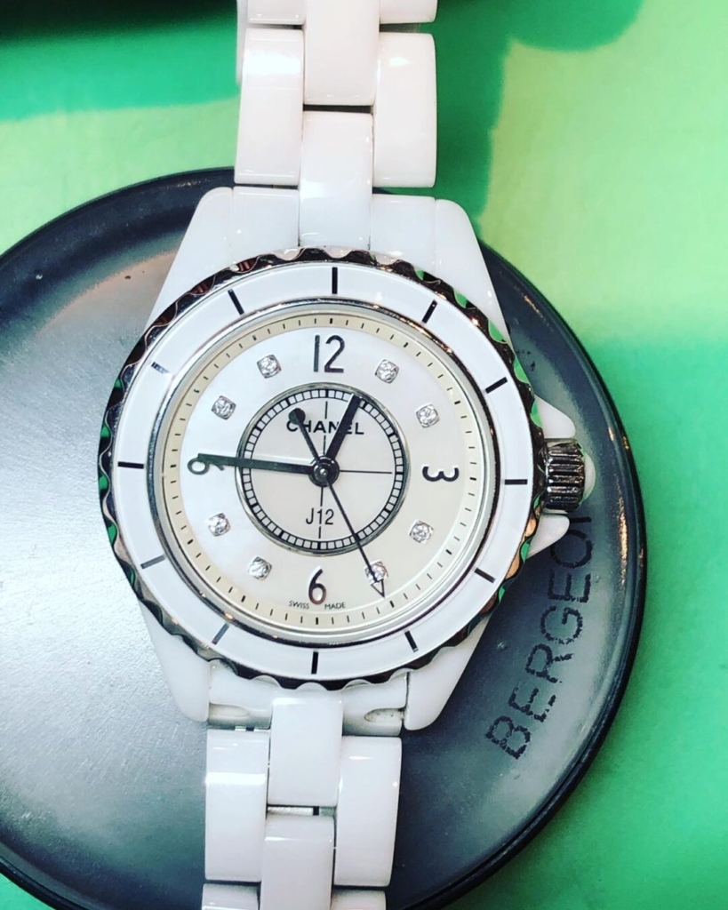 CHANEL(シャネル）の腕時計の電池交換 | BROOCHブローチ時計・宝石修理工房