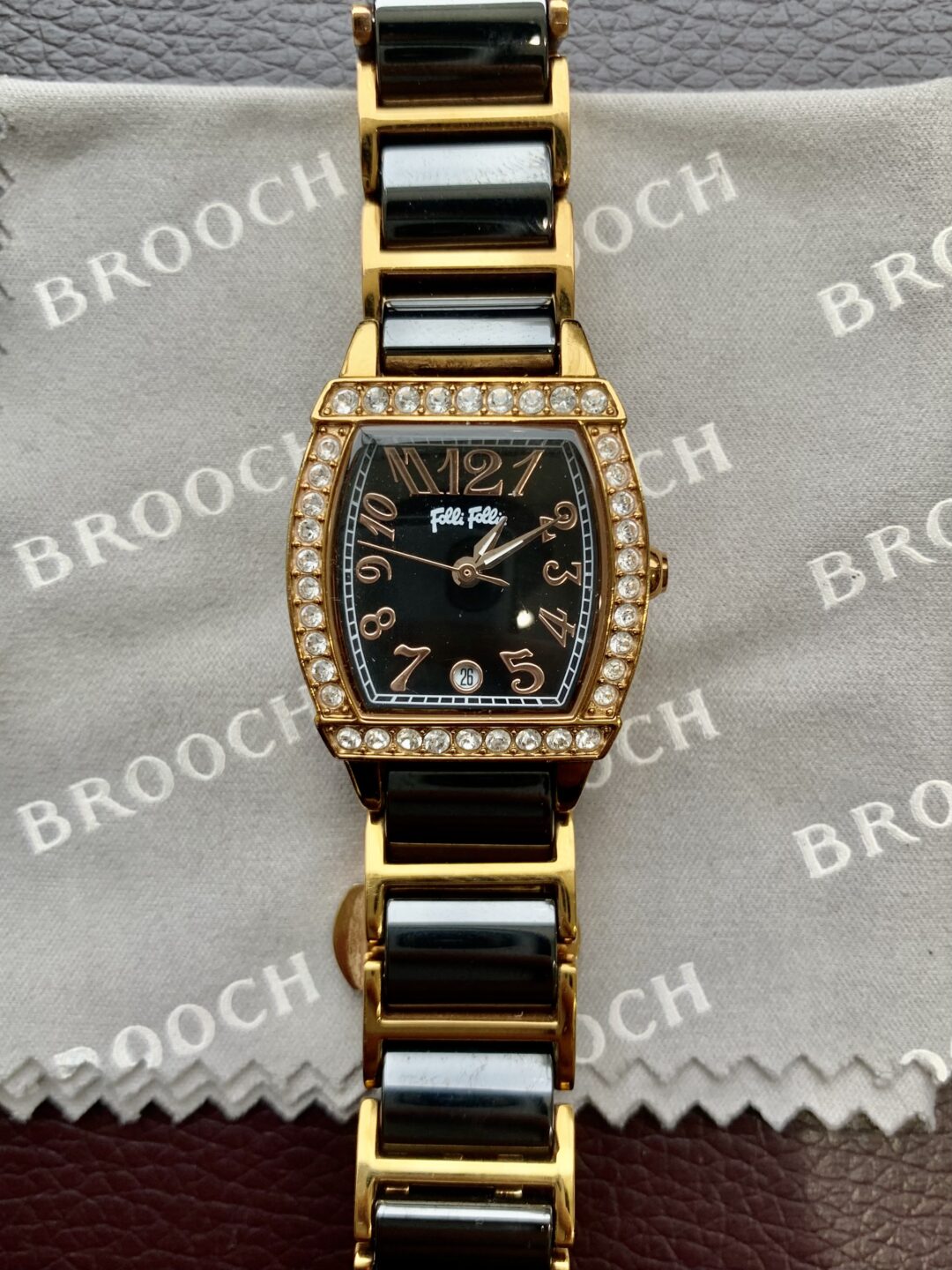 C5186F5C-97E8-4FA1-B9AC-