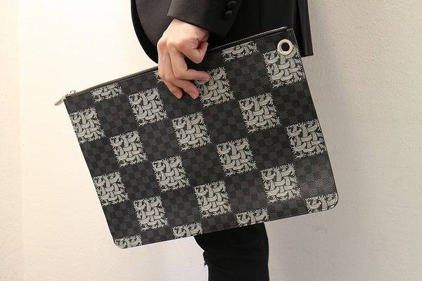 LOUIS VUITTON(ルイヴィトン)のコラボアイテムはすごいんです！！あの