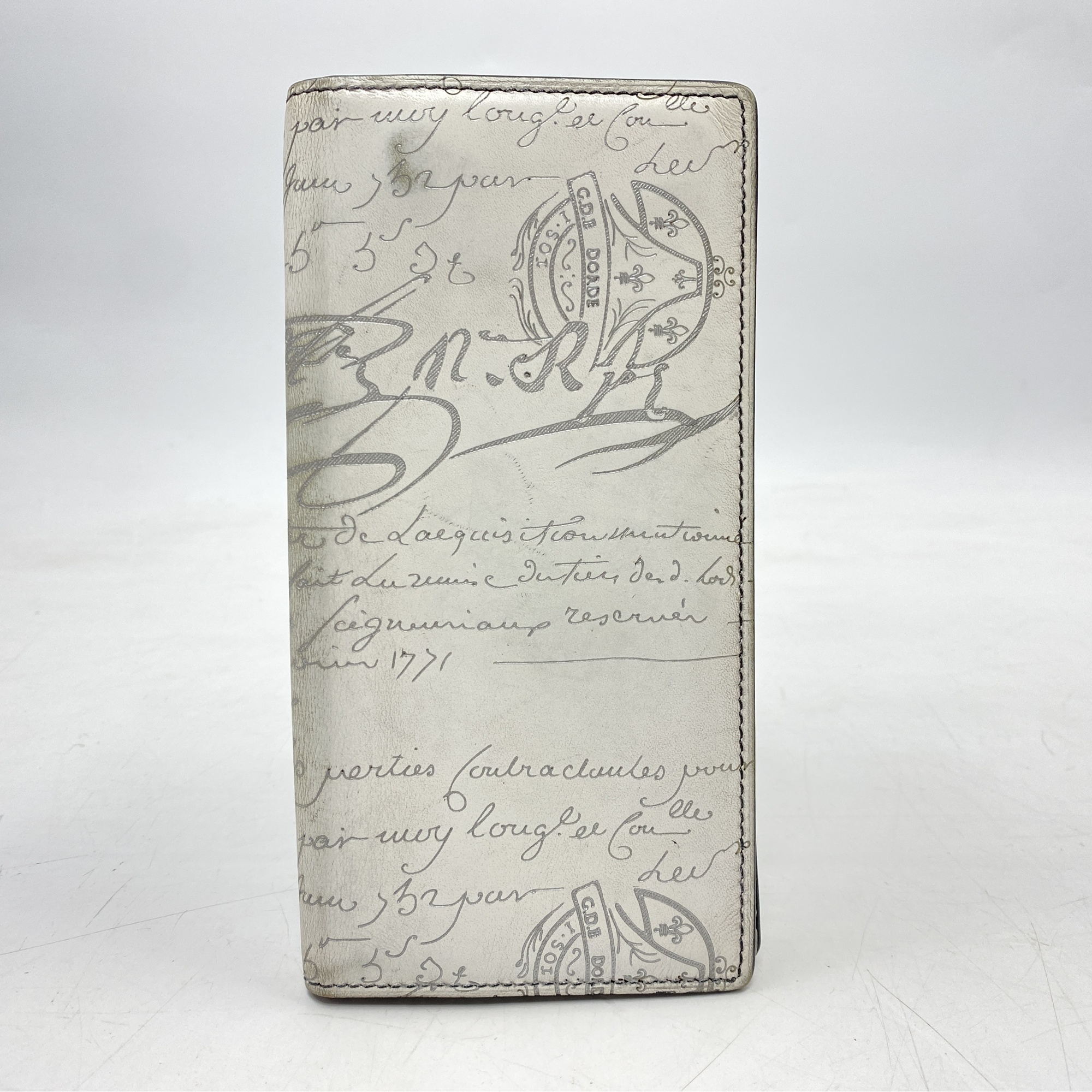 ベルルッティ ダブルスタンプ ゴールドカリグラフィ 長財布 白 買取