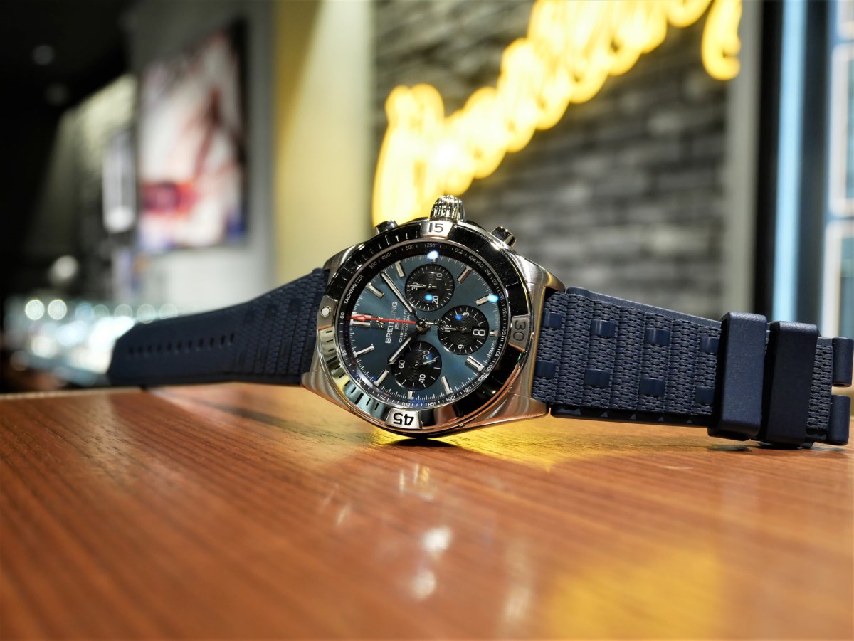 これでオールシーズンバッチリ！～ラバーストラップ仕様のクロノマット