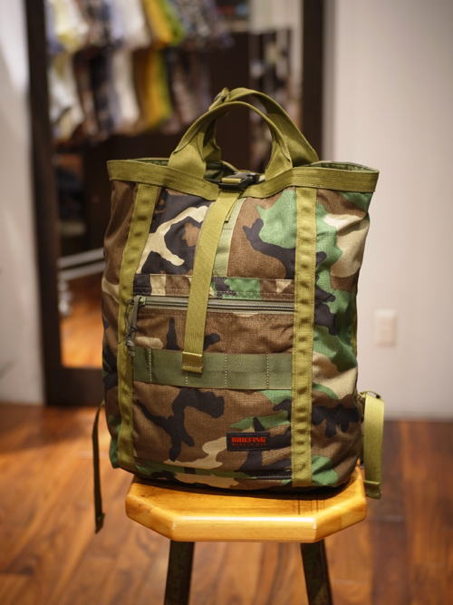 ビジネスからプライベート幅広いシーンに対応できるブリーフィングの