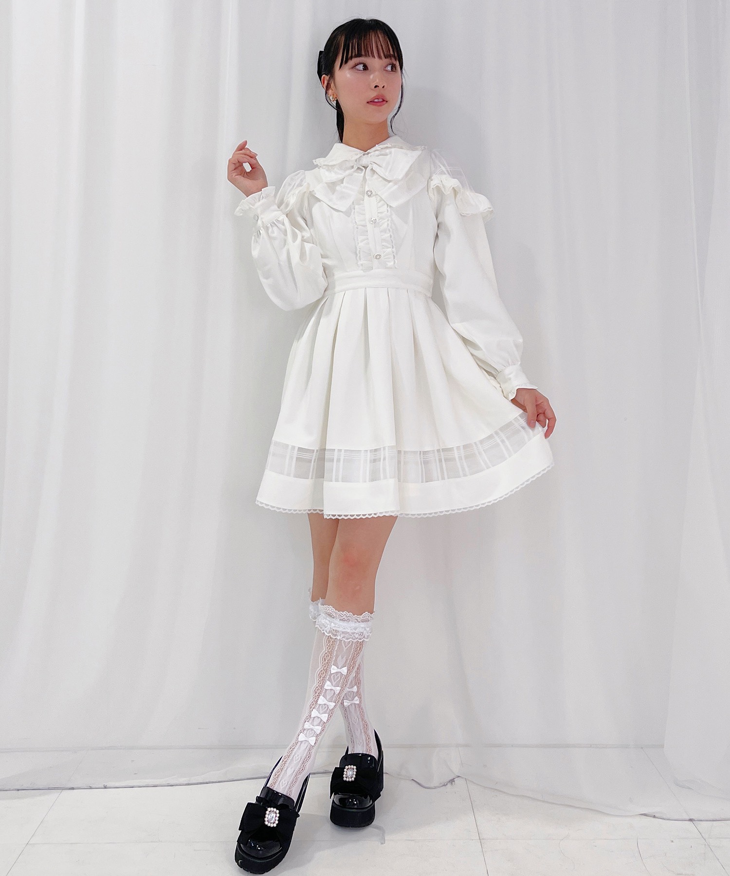 スイッチングリボンワンピース – BUNNY APARTMENT