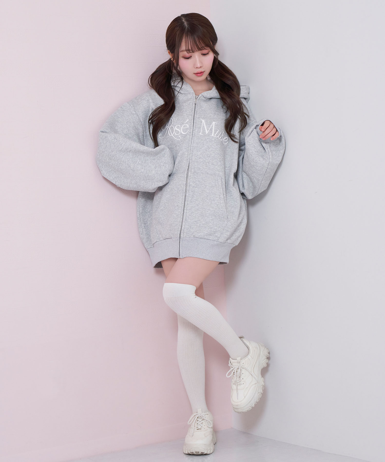 3d logo zip hoodie – BUNNY APARTMENT