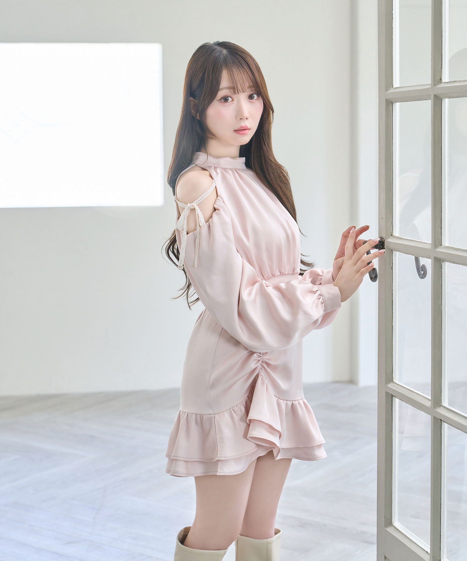 Open shoulder mini dress – BUNNY APARTMENT