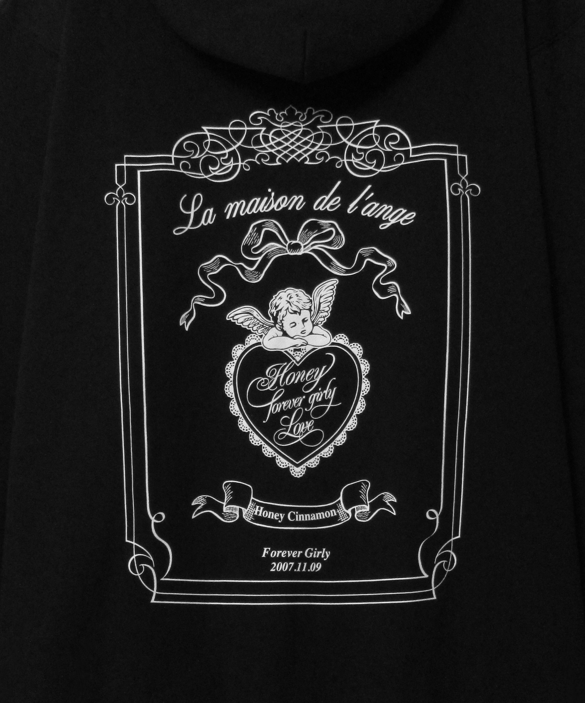 ハートエンジェルジップパーカー – BUNNY APARTMENT