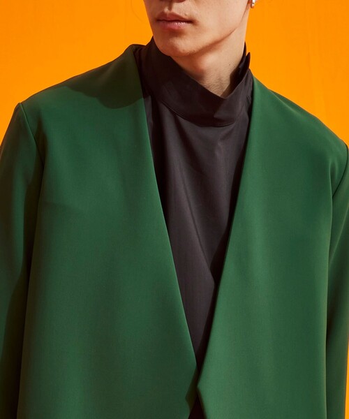 UNITED TOKYO（ユナイテッドトウキョウ）の「カッティングノーカラー