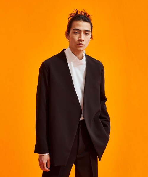 UNITED TOKYO（ユナイテッドトウキョウ）の「カッティングノーカラー