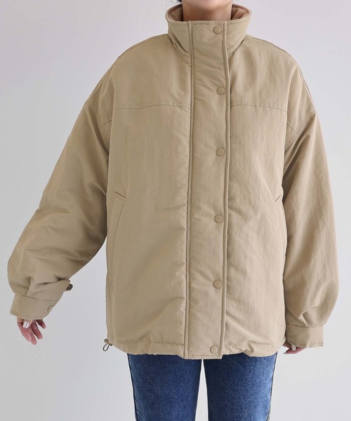 andme（アンドミー）の「スタンドカラーボリューム中綿ダウン