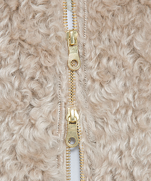 自由区（ジユウク）の「テディファー ベスト（ダウンベスト）」 - WEAR