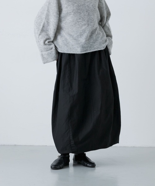 かぐれ（カグレ）の「コットンバックサテンコクーンスカート（スカート