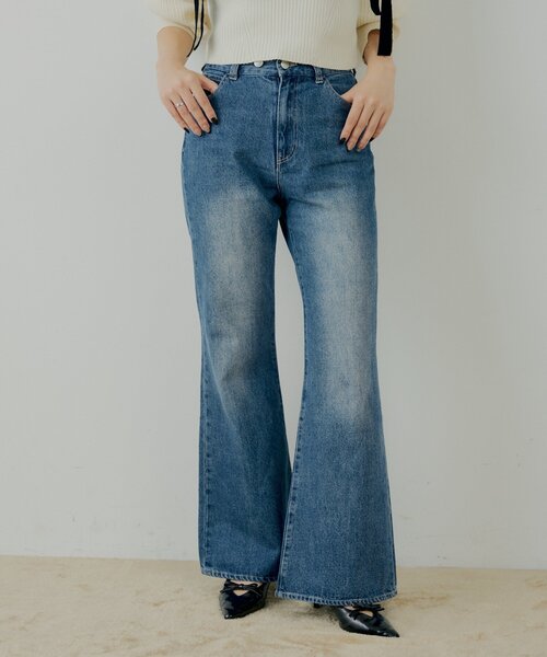 セール】パッチ付きフレアデニム（デニムパンツ）｜Chico（チコ）の