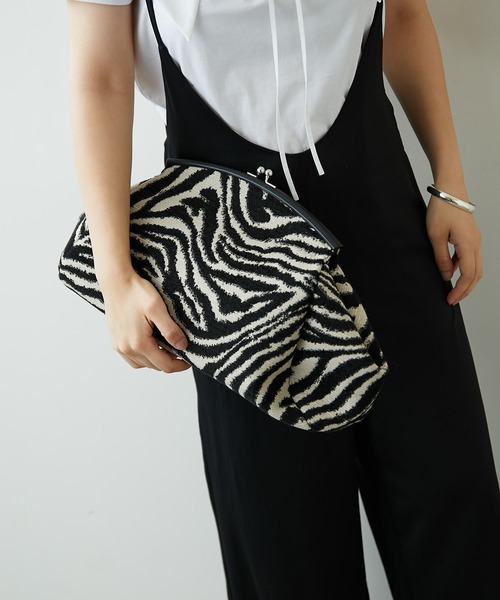 A VACATION（アヴァケーション）の「【A VACATION】PILLOW ZEBRAバッグ