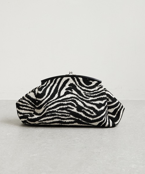 A VACATION（アヴァケーション）の「【A VACATION】PILLOW ZEBRAバッグ