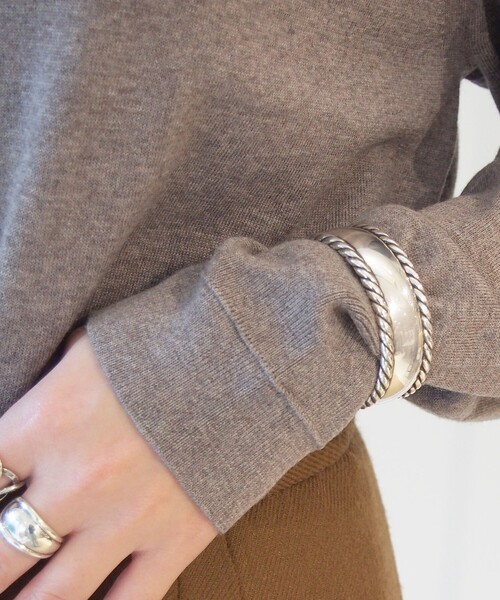 PHILIPPE AUDIBERT＞ ツイストバングル ＜Select by EMMEL REFINES