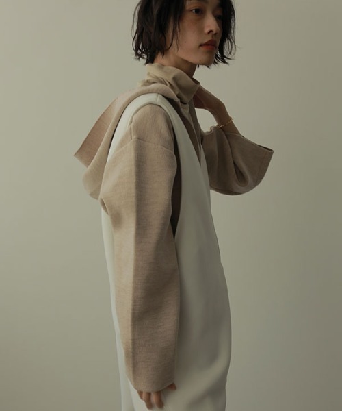 ETRE TOKYO（エトレトウキョウ）の「ウールフーディーニットプル