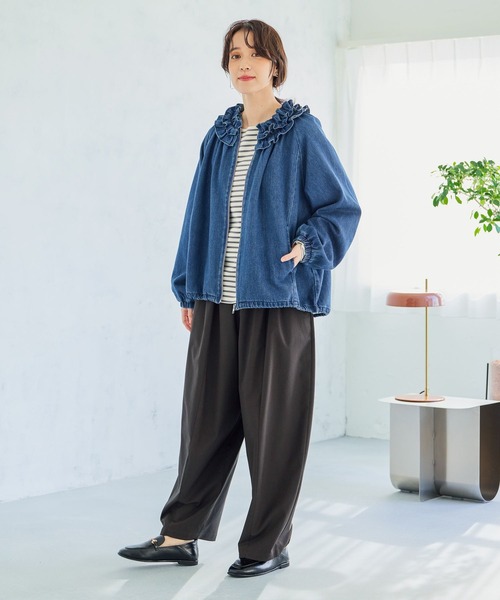 フリルカラー甘織りデニムシャツブルゾン《CLIP denim》（ブルゾン