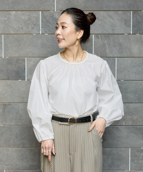 手洗い可 / デザインネックパフスリーブブラウス（シャツ/ブラウス