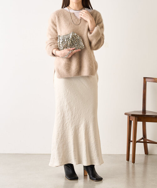 程よい抜け感/やわらかな肌ざわり】ファーカシミヤキーネックニット