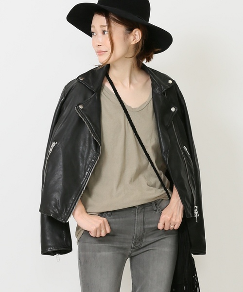 Deuxieme Classe（ドゥーズィエムクラス）の「SWORD LEATHER