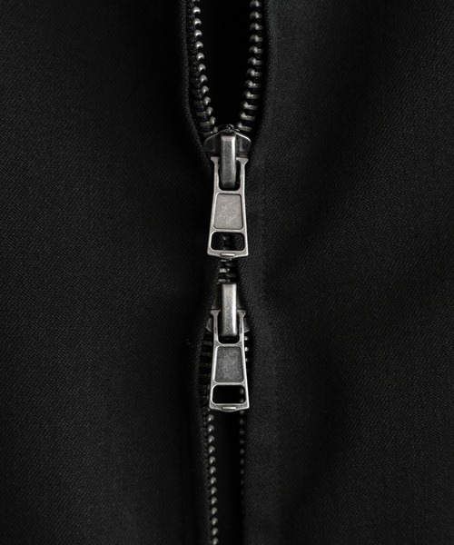 WYM LIDNM（ウィム バイ リドム）の「TECH WOOL GABARDINE ZIP BLOUSON