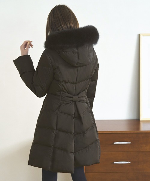 フォックスファーバッスルスタイルダウンコート ｜ レディース