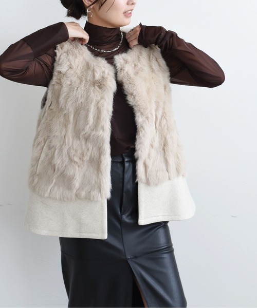 Eimee Law（エイミーロウ）の「ファー&メルトンミドル丈ベストジレ