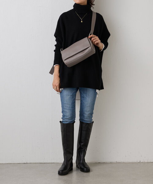 BEARDSLEY（ビアズリー）の「ビッグニットタートル(ショート)（ニット