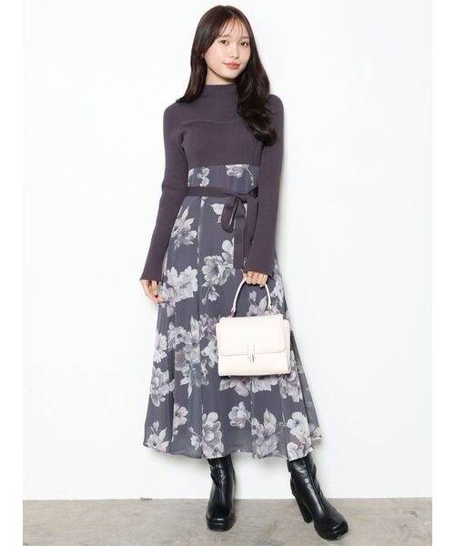 MERCURYDUO（マーキュリーデュオ）の「フラワードッキングロング