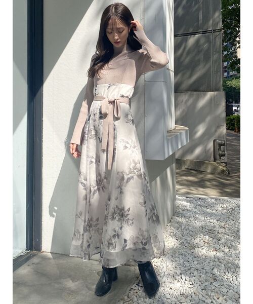 MERCURYDUO（マーキュリーデュオ）の「フラワードッキングロング