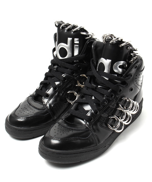 adidas Originals（アディダスオリジナルス）の「ウィメンズ