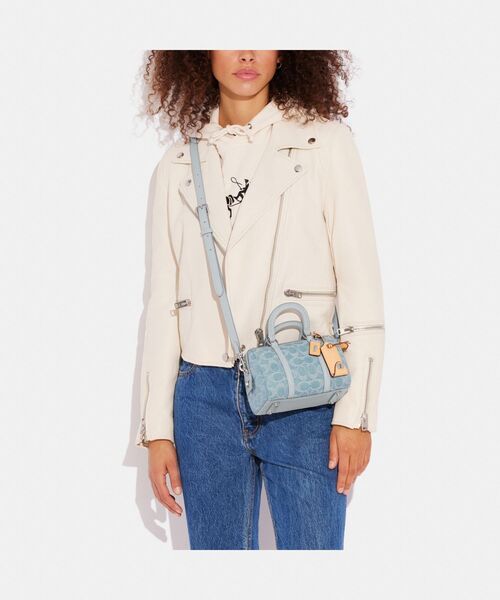 COACH（コーチ）の「ルビー サッチェル 18・シグネチャー デニム