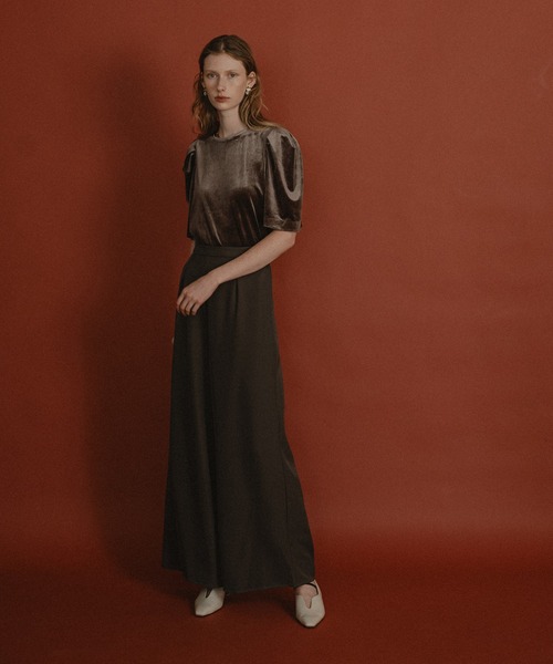 et.UNiVER（エトユニベール）の「Layered velor dress（パンツドレス