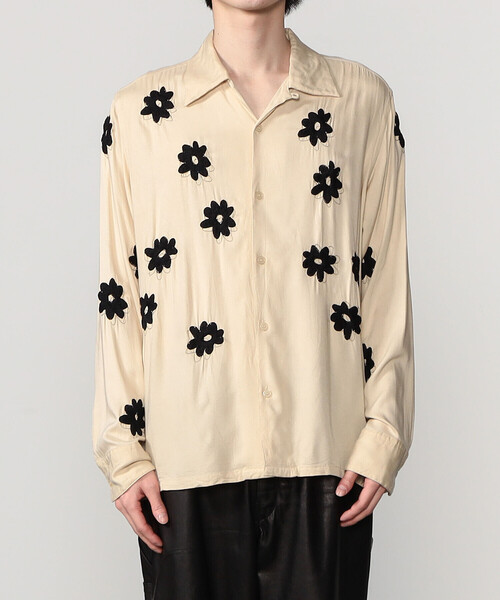 NOMA t.d.（ノーマティーディー）の「NOMA t.d. | 刺繍オープンカラー