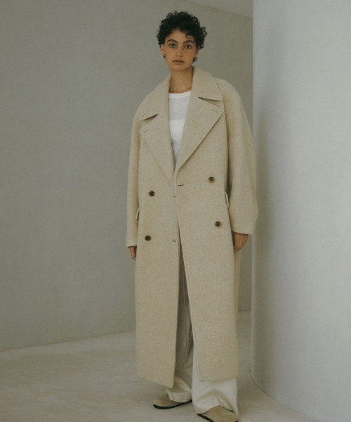 ETRE TOKYO（エトレトウキョウ）の「ダブルブレストウールコート
