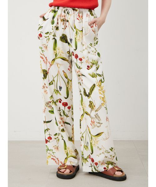 Mila Owen（ミラオーウェン）の「ボタニカル柄ウエストゴムイージー