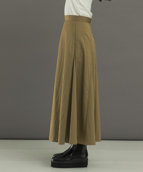 セール】タフタロングフレアスカート（スカート）｜URBAN RESEARCH
