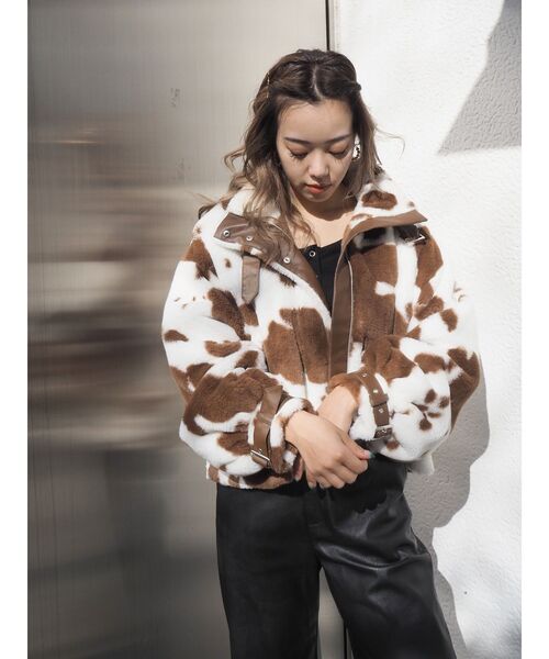 EVRIS（エヴリス）の「フェイクファーショートブルゾン（ブルゾン