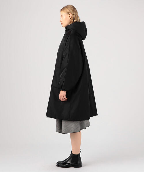 TOMORROWLAND （トゥモローランド）の「リナイロン フーデッドダウン