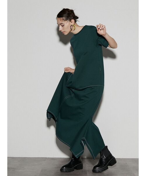 UN3D.（アンスリード）の「リバースドッキングワンピース（ワンピース