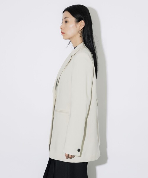 UNITED TOKYO（ユナイテッドトウキョウ）の「フラットレイヤード