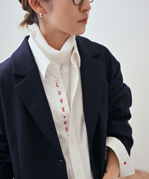 FRAMeWORK（フレームワーク）の「100/2ブロード前立てLOVEシャツ