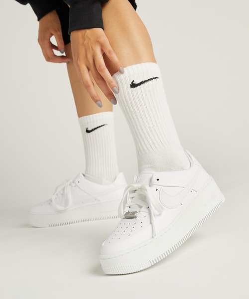 セール】ナイキ エア フォース 1 セージ LOW ウィメンズシューズ