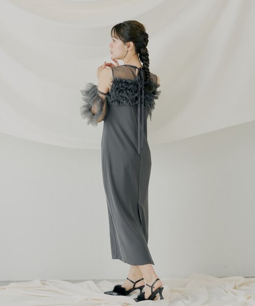 Chico（チコ）の「【SALON by Chico】フリルデザインタイトロング