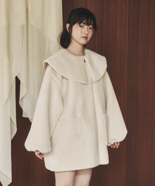 moi tytto（モイテュット）の「襟付きファーコート（その他アウター