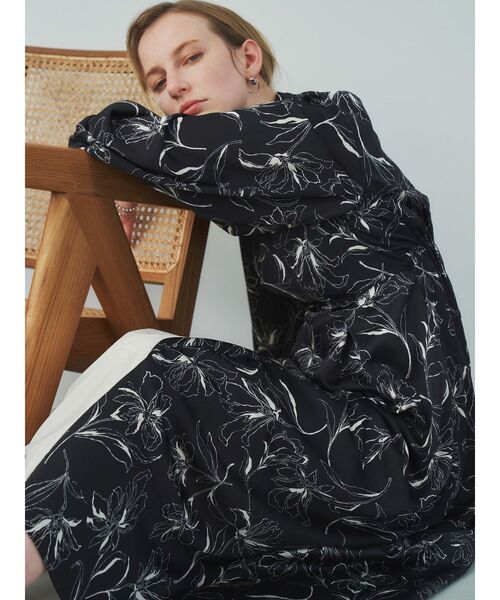 ELENDEEK（エレンディーク）の「サイドラッフルギャザーワンピース