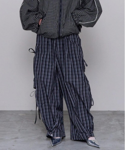 MAISON SPECIAL（メゾンスペシャル）の「Ribbon Design Cargo Pants