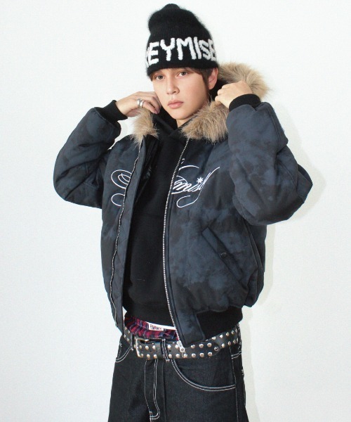 A'GEM/9 × .kom 『KEYMISERY/キーミザリー』Cropped Fur Hood MA-1