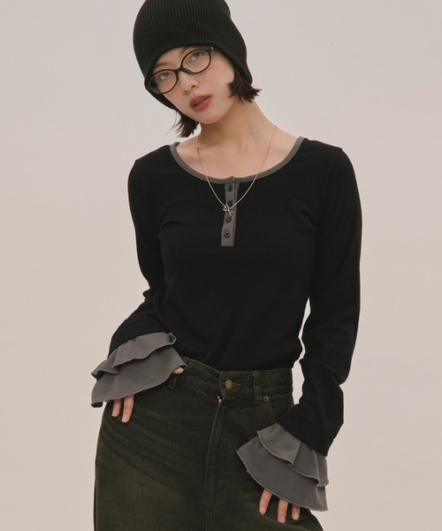 loin nuit（ロワンニュイ）の「bell sleeve rib tops / ベルスリーブ