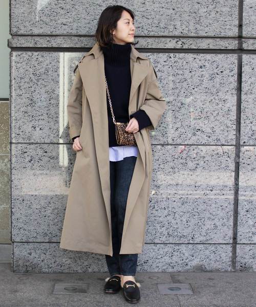 Deuxieme Classe（ドゥーズィエムクラス）の「オーバーサイズトレンチ